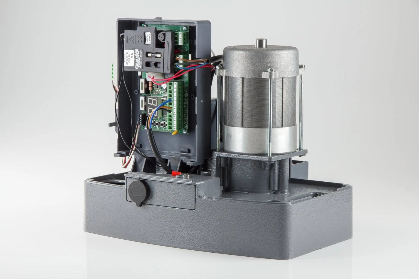 Moovy 2000 kg Sliding Gate Operator by QUIKO - Effortless Automation for Heavy Gates - Technology Valley Gate System